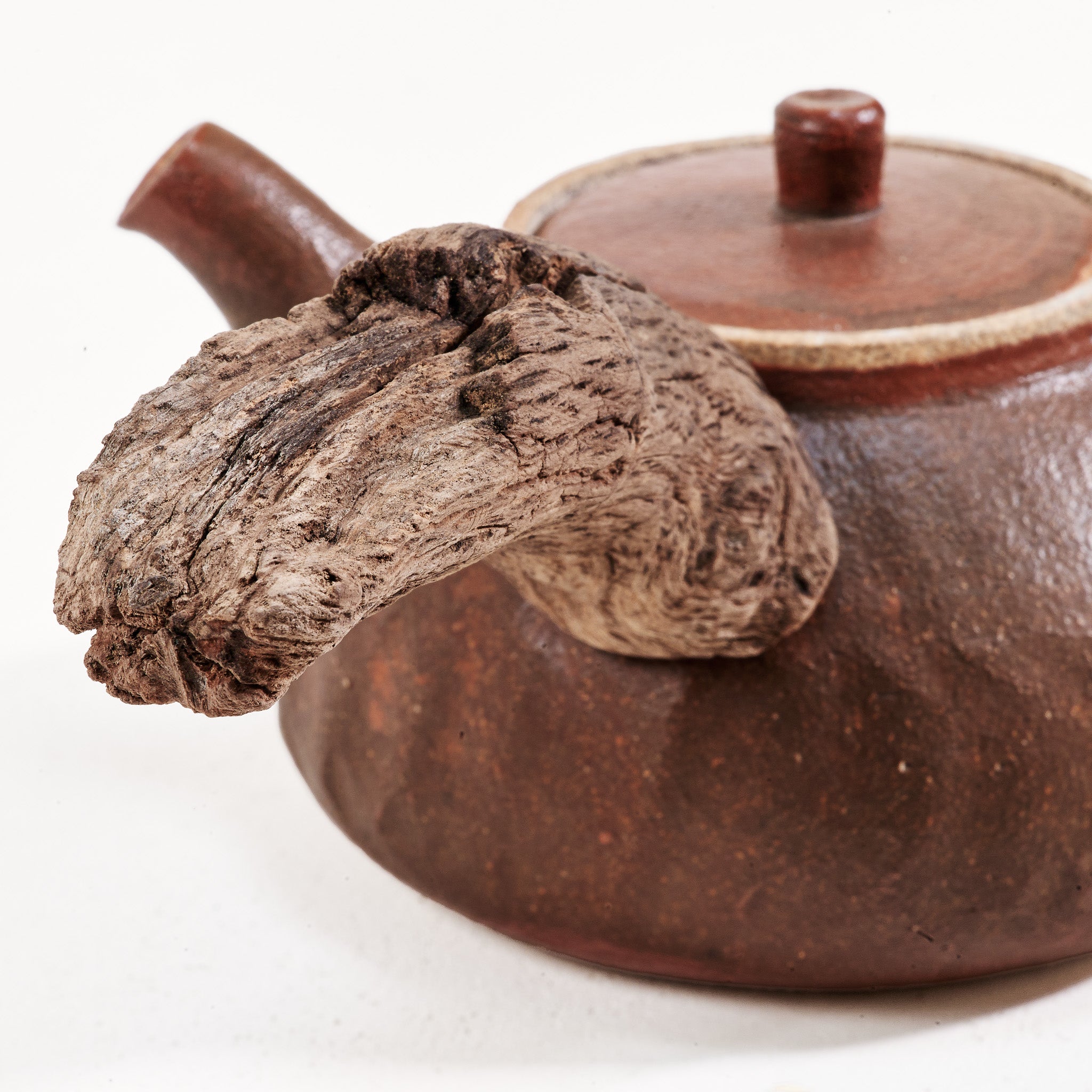 Wooden side handle teapot