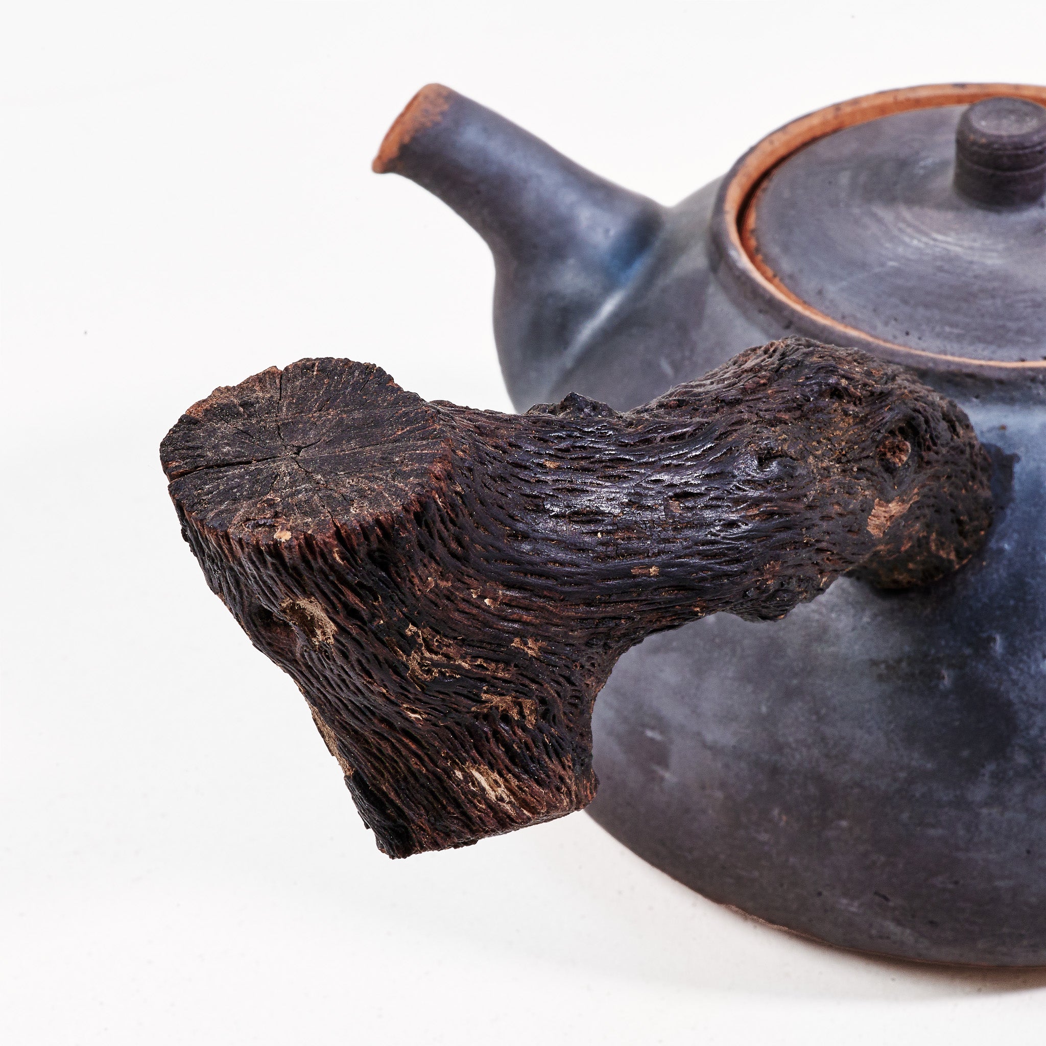 Wooden side handle boiling teapot