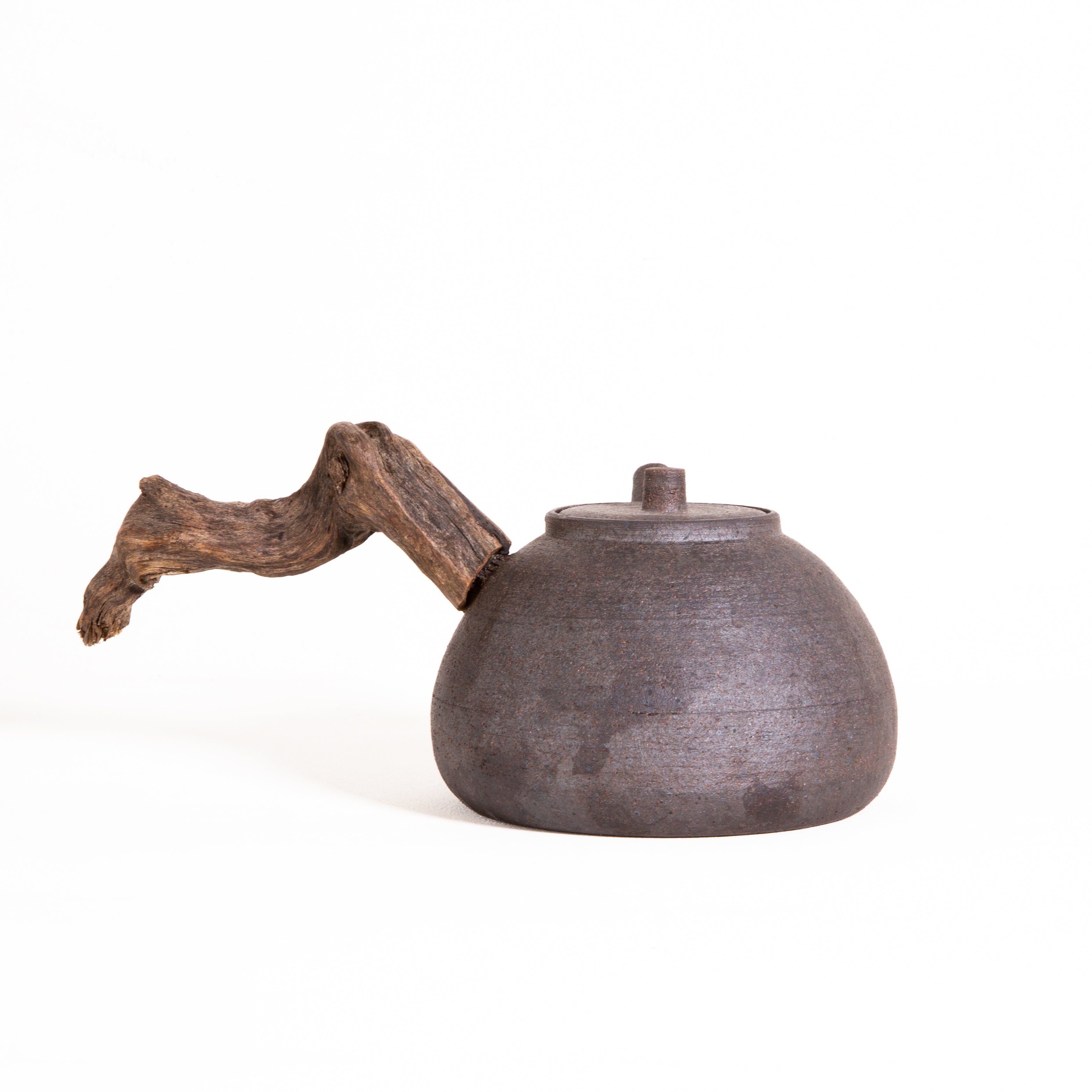 Wooden side handle teapot