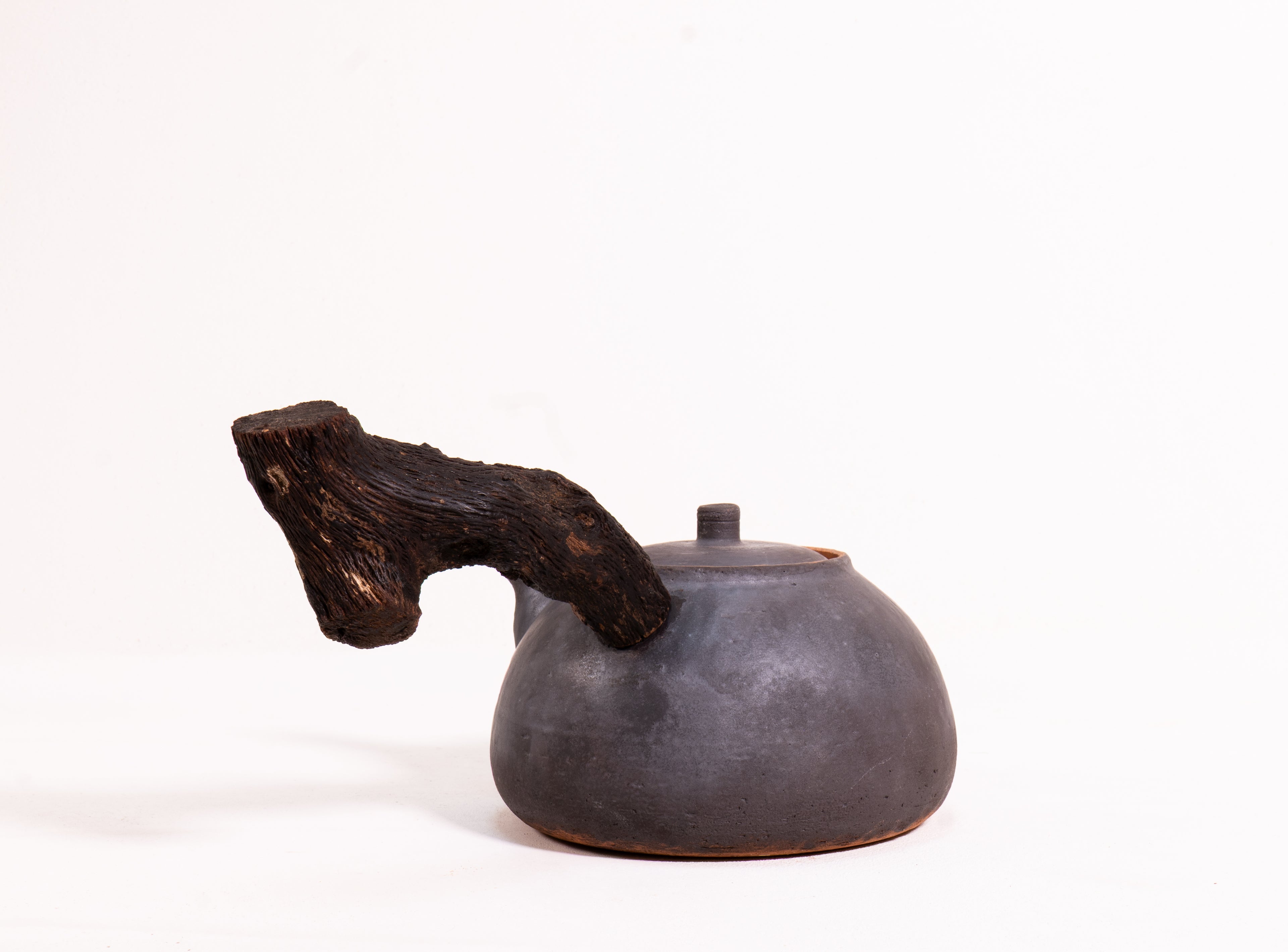 Wooden side handle boiling teapot