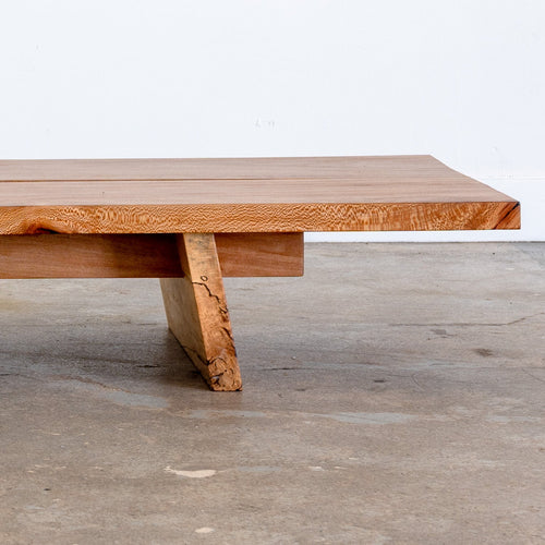 Long table