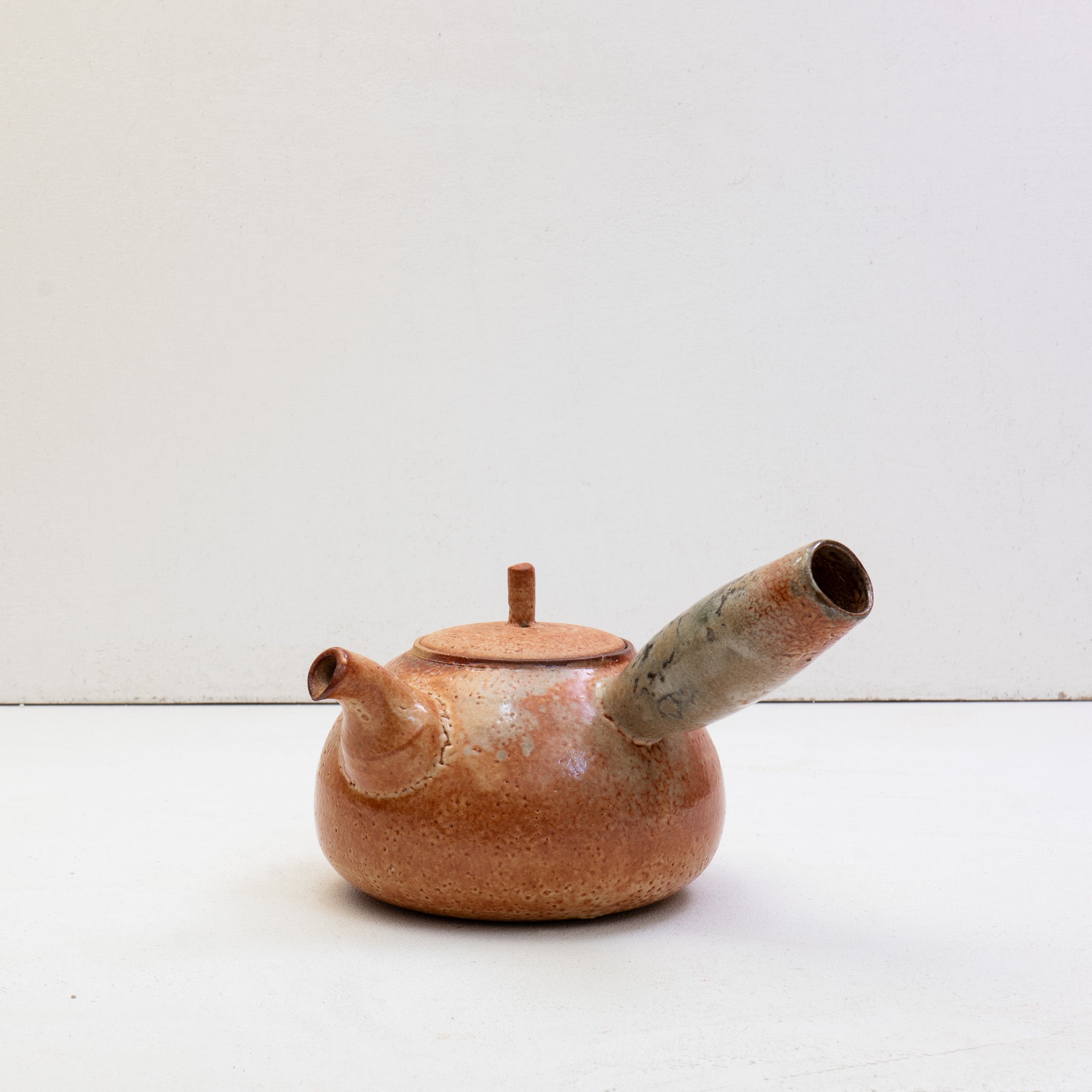 Shino Ceramic side-handle teapot (600ml)