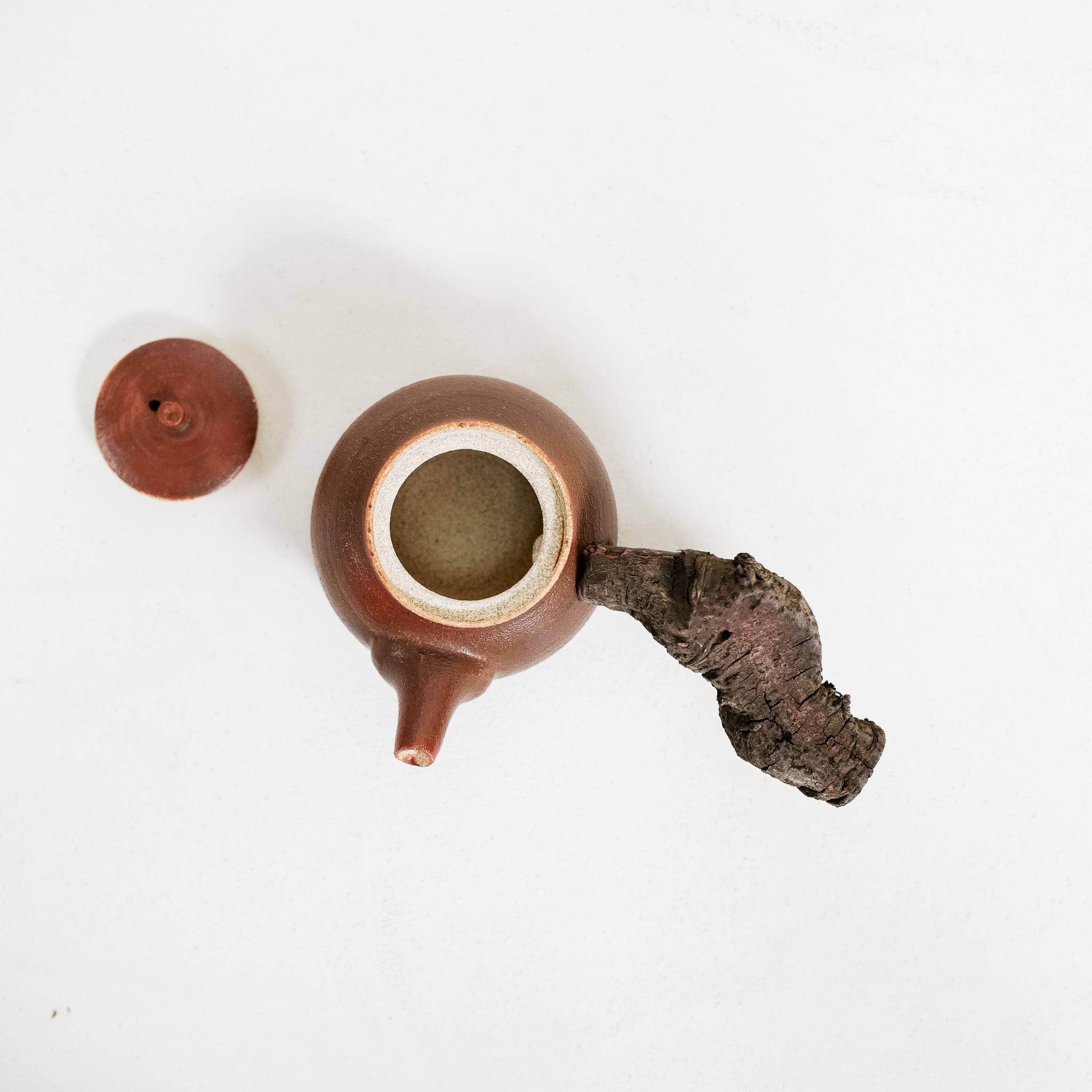 Wooden side handle teapot