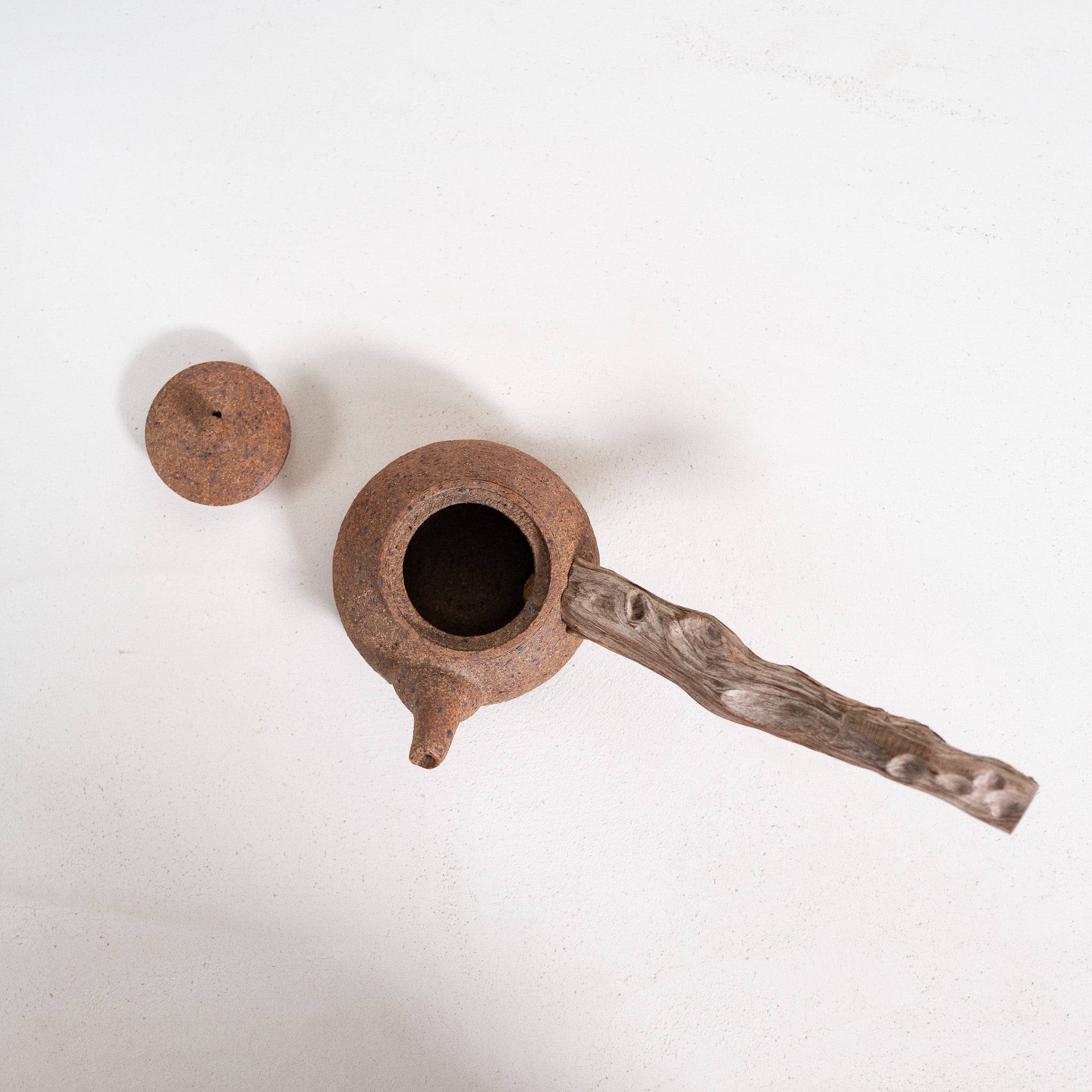 Wooden side handle teapot
