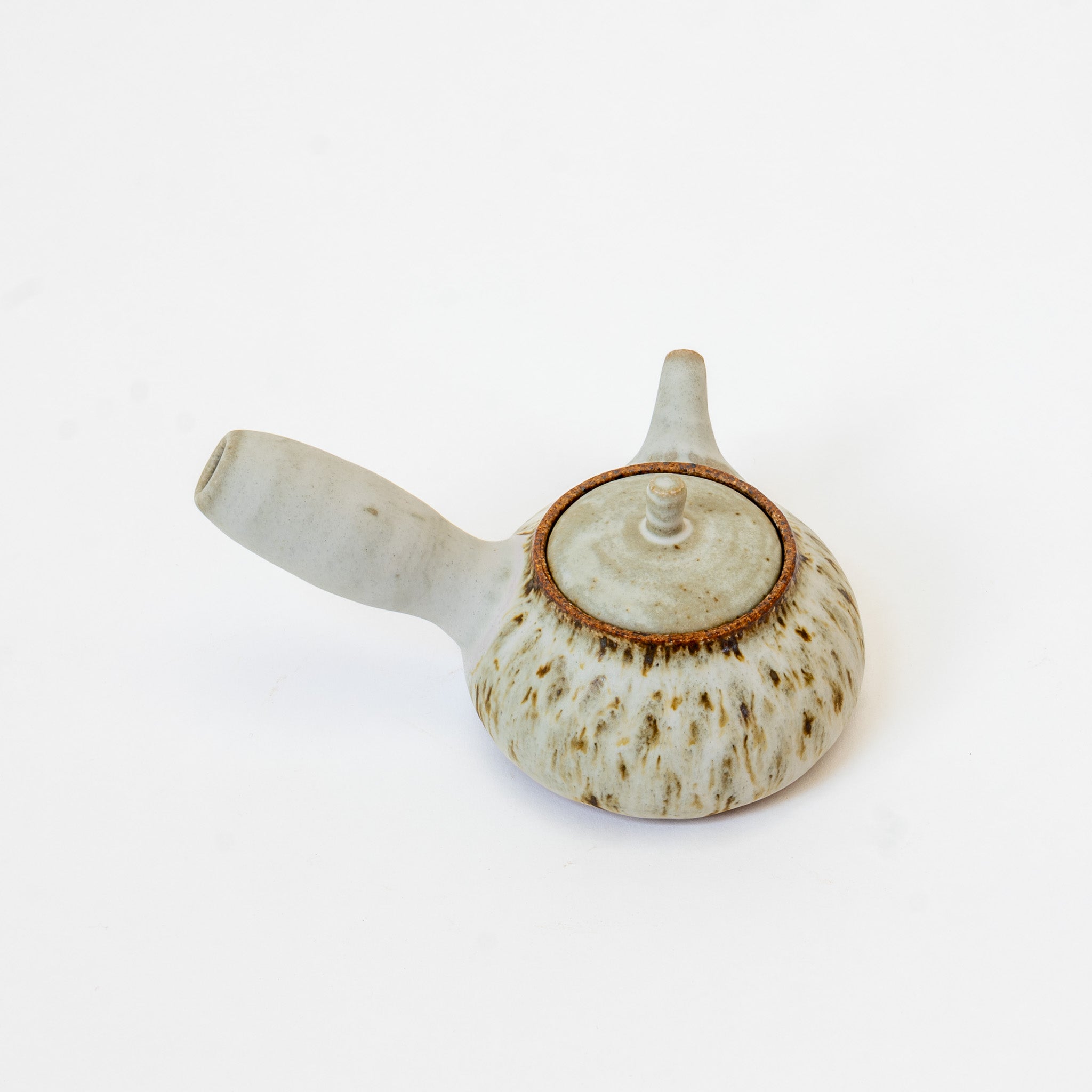 Matte white and quail egg ceramic side-handle teapot (225ml)