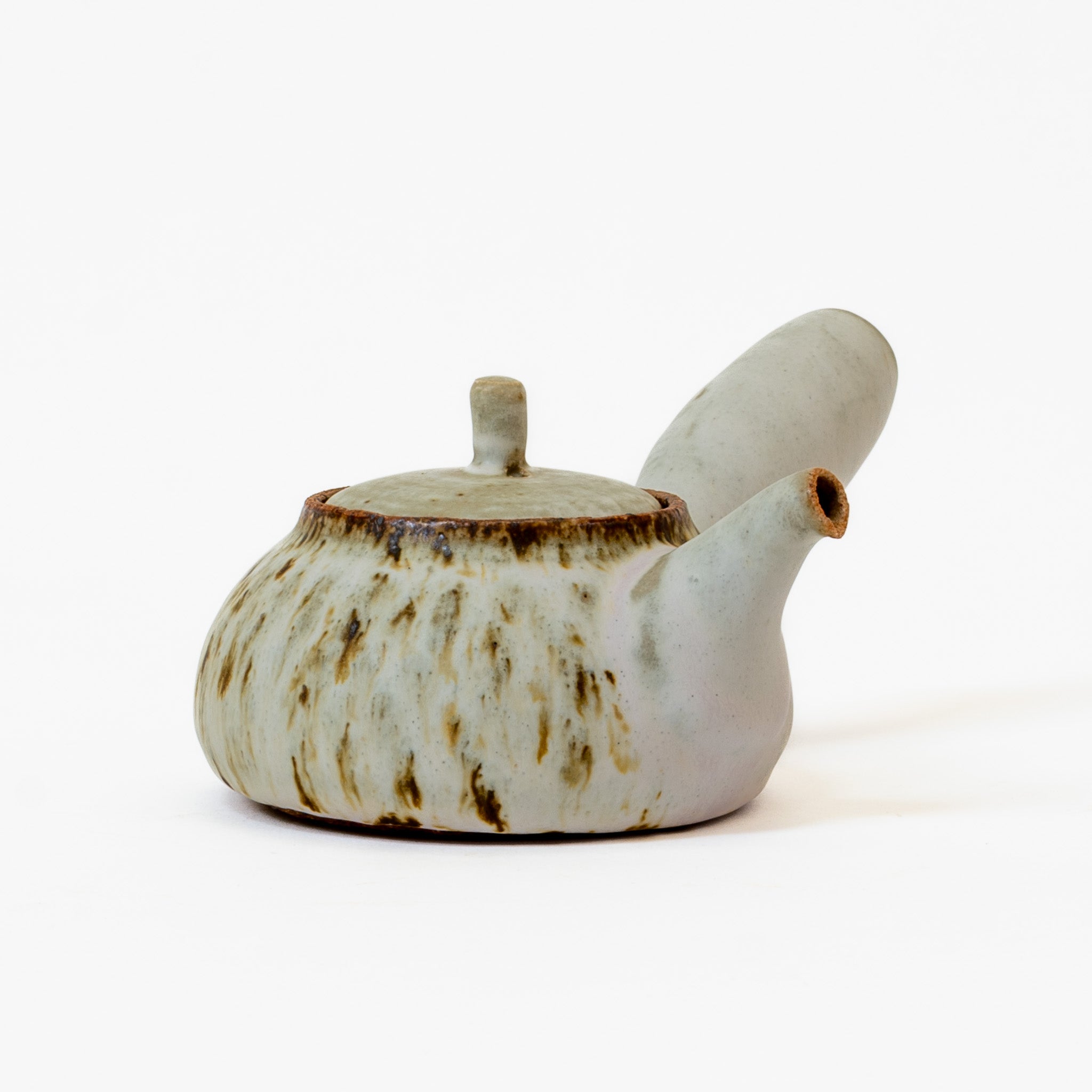 Matte white and quail egg ceramic side-handle teapot (225ml)