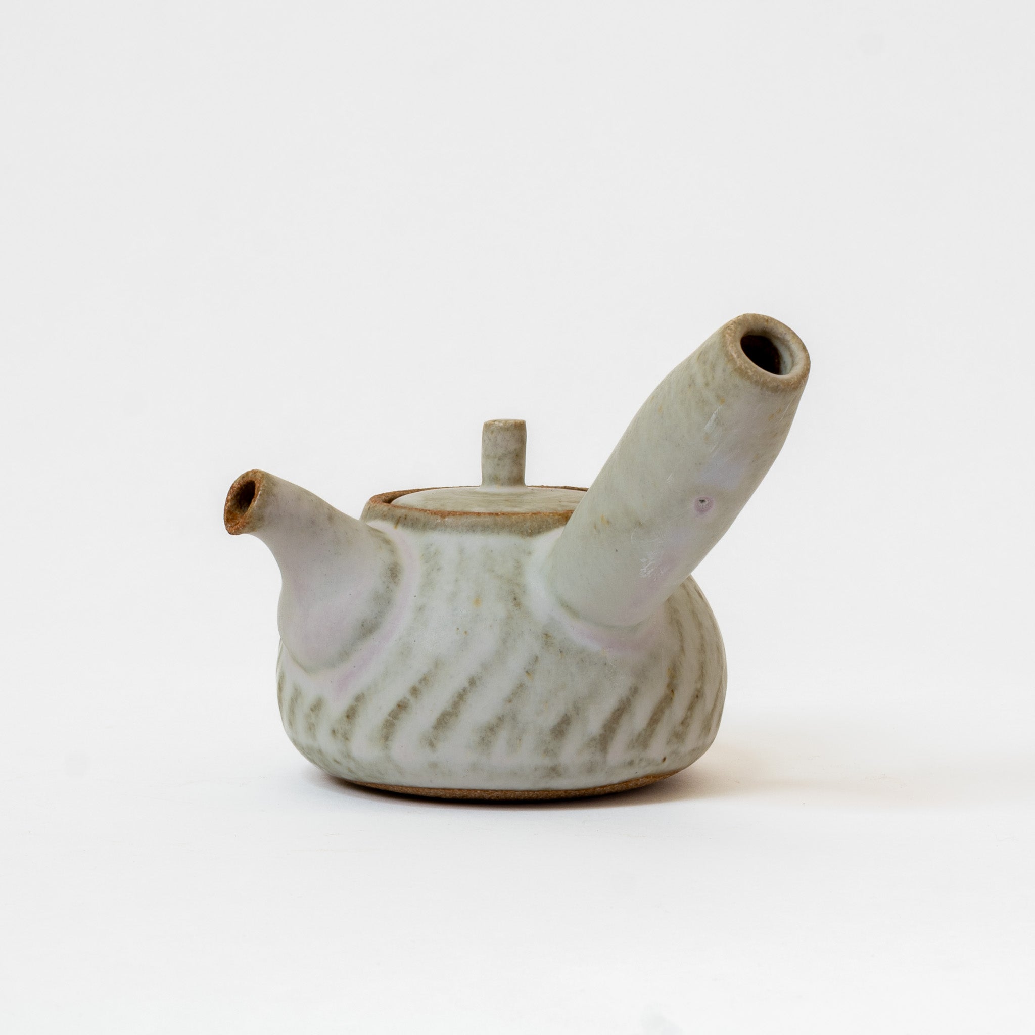 Matte white ceramic side-handle teapot (250ml)