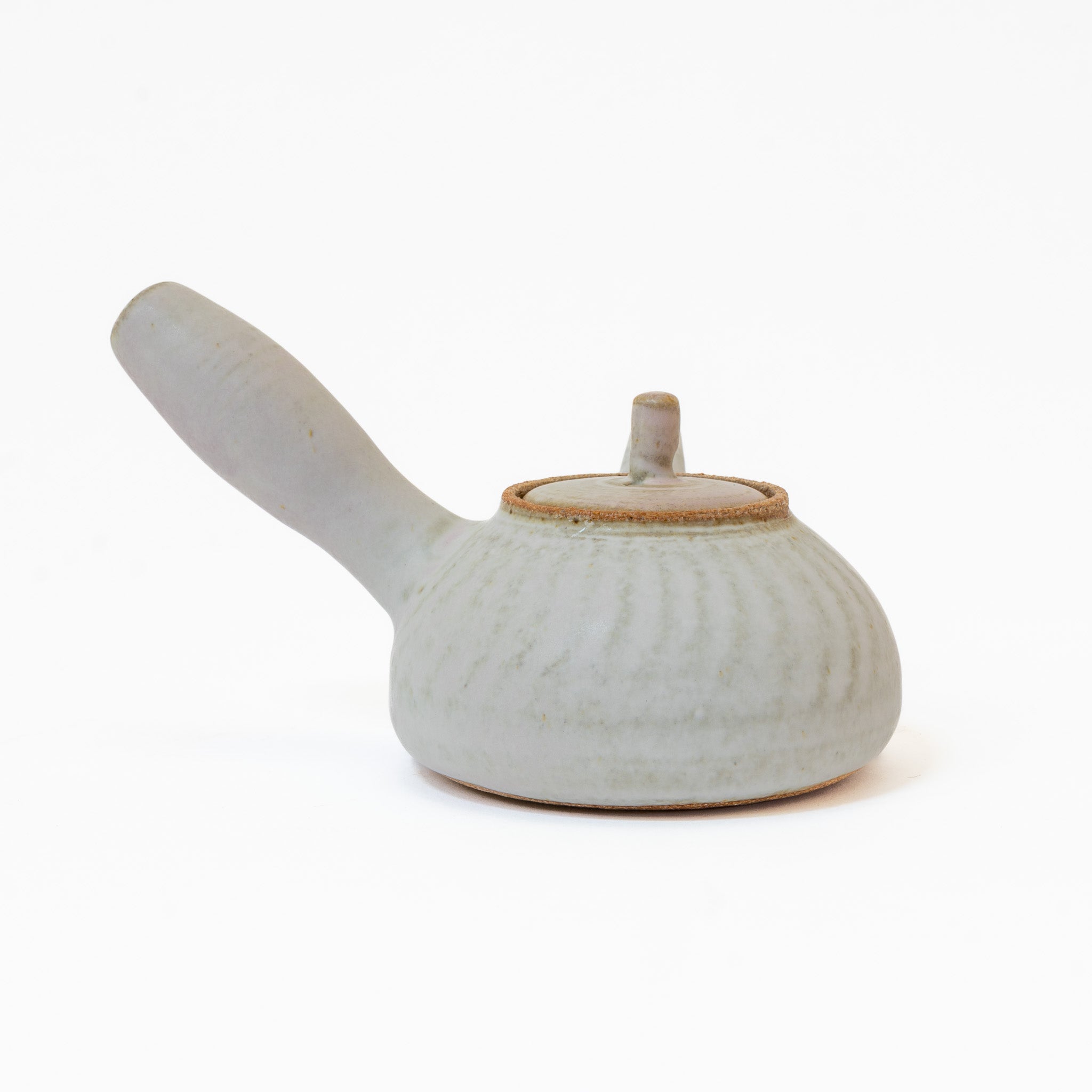 Fluted matte white  ceramic side-handle teapot (300ml)