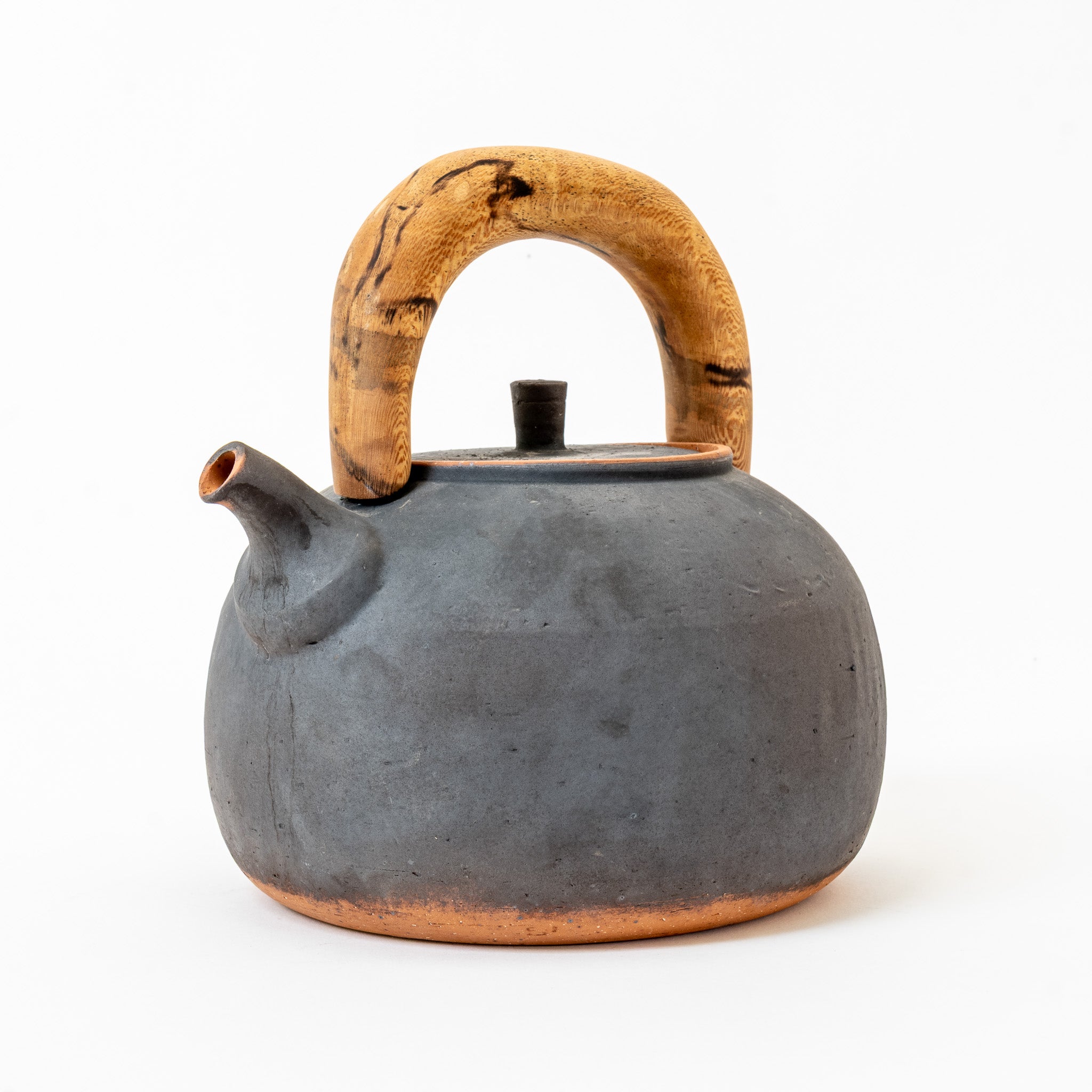 Kettle in new moon finish (2,200)