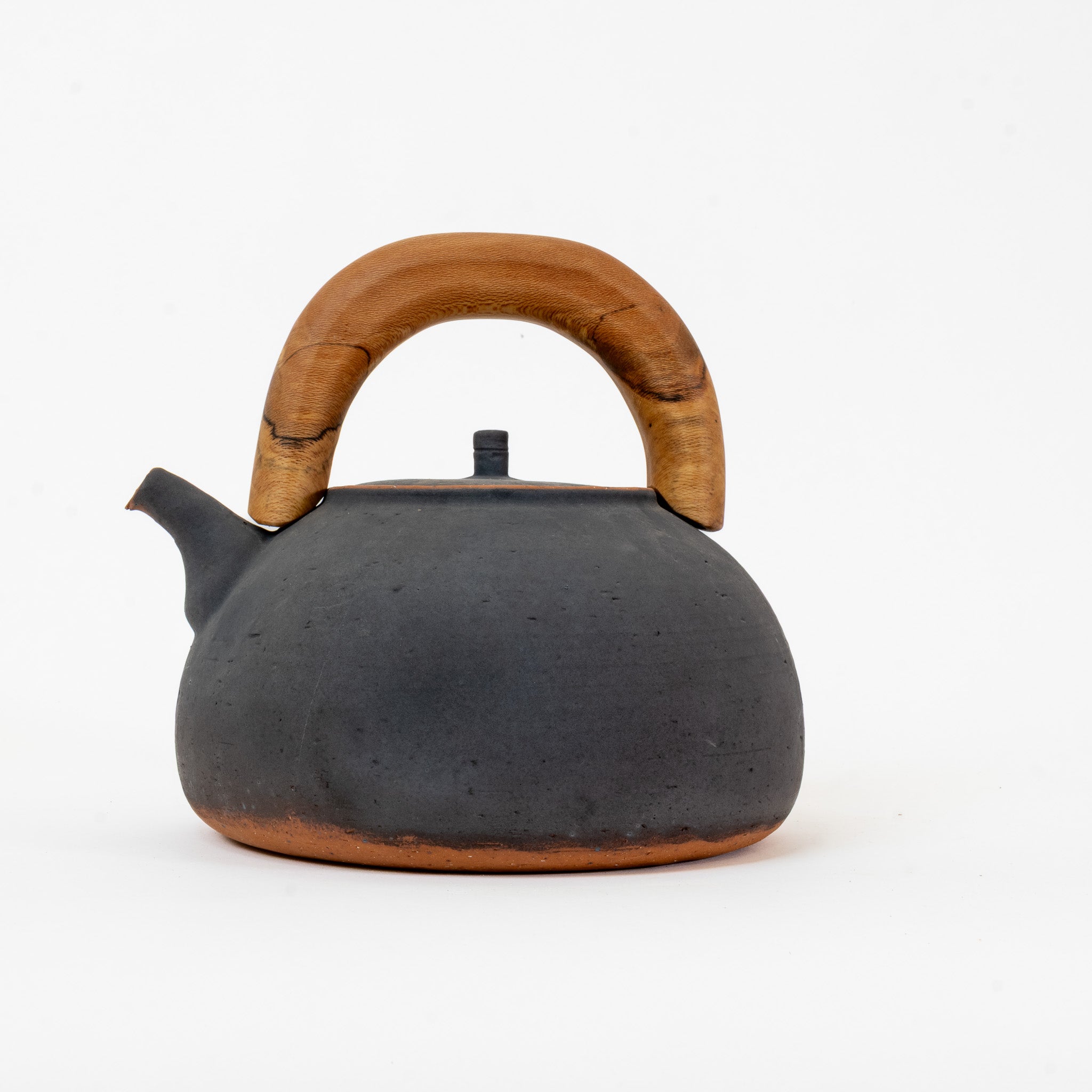 Kettle in new moon finish (2000ml)