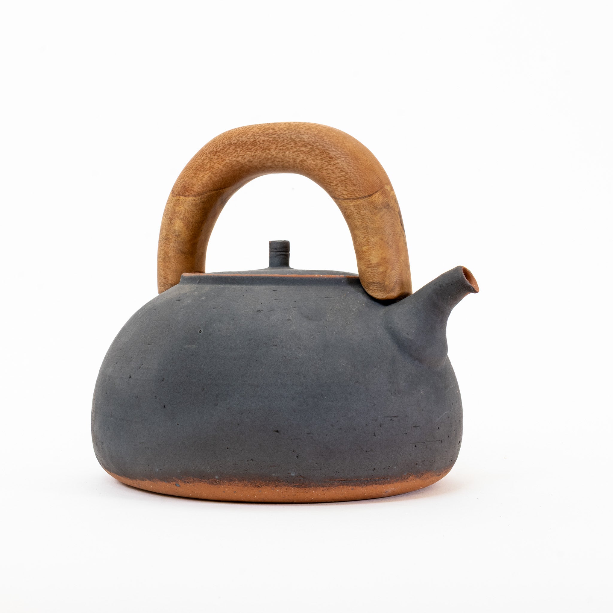 Kettle in new moon finish (2000ml)