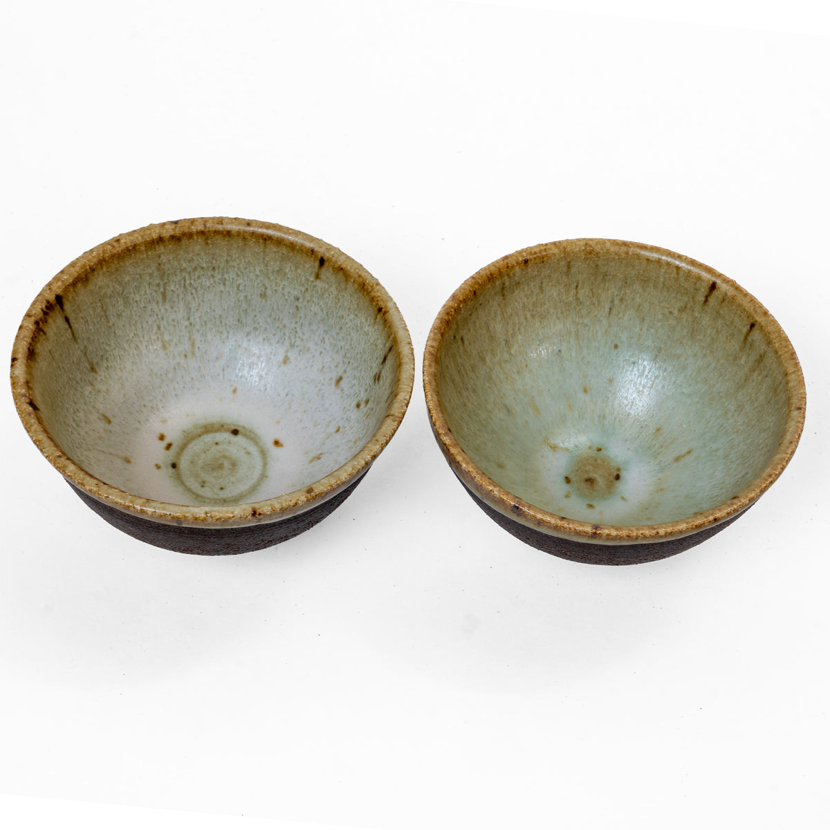 Set of 2 unique bowls