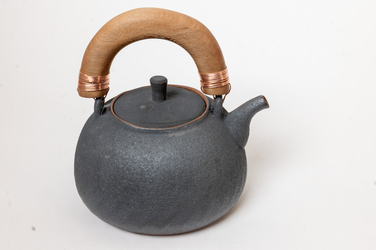 Kettle in new moon finish 1800ml