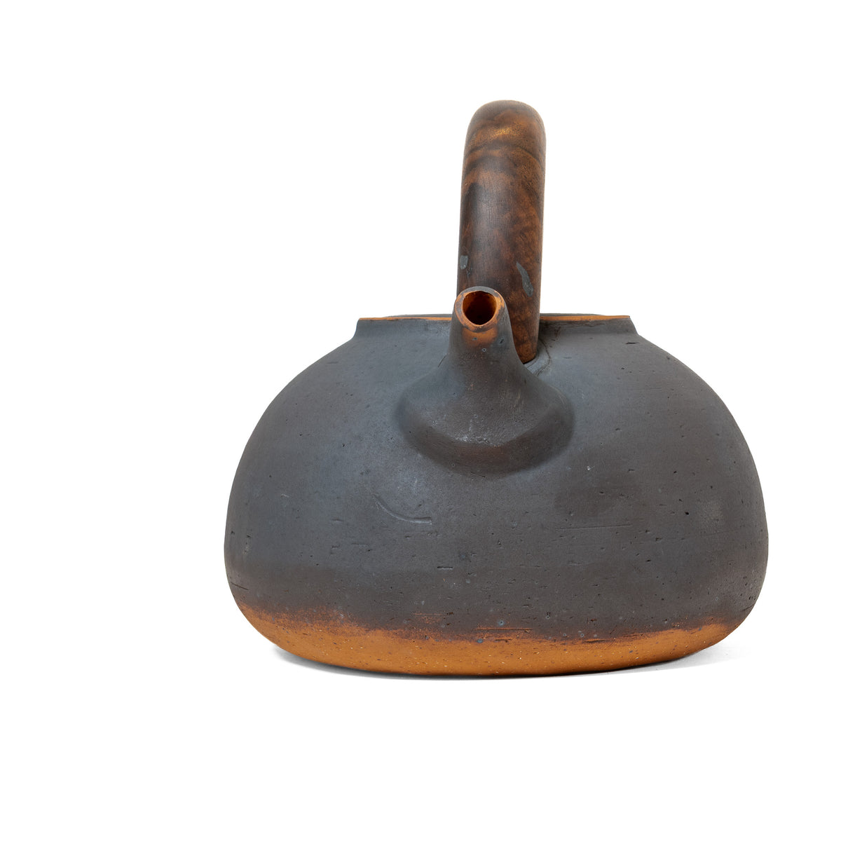 Kettle in new moon finish | claro walnut tiger stripe handle (2,000 ML)