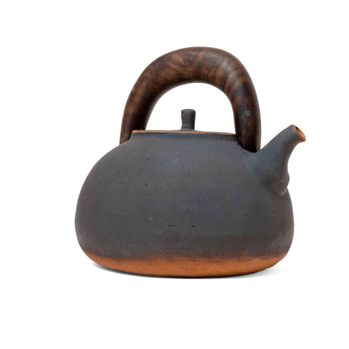 Kettle in new moon finish | claro walnut tiger stripe handle (2,000 ML)
