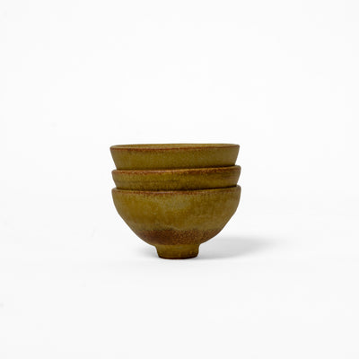 Set of three small tea bowls in Golden Petal Finish