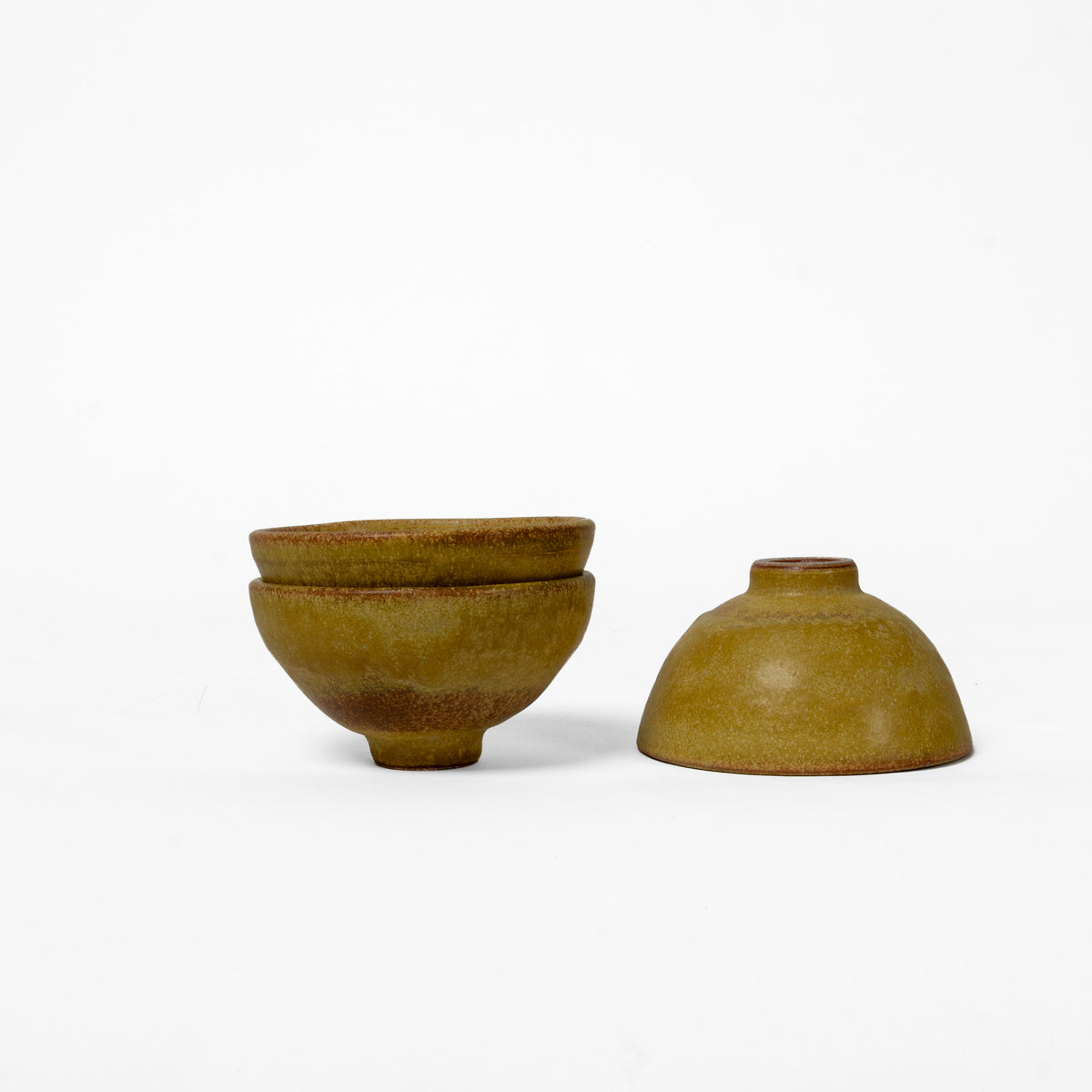 Set of three small tea bowls in Golden Petal Finish