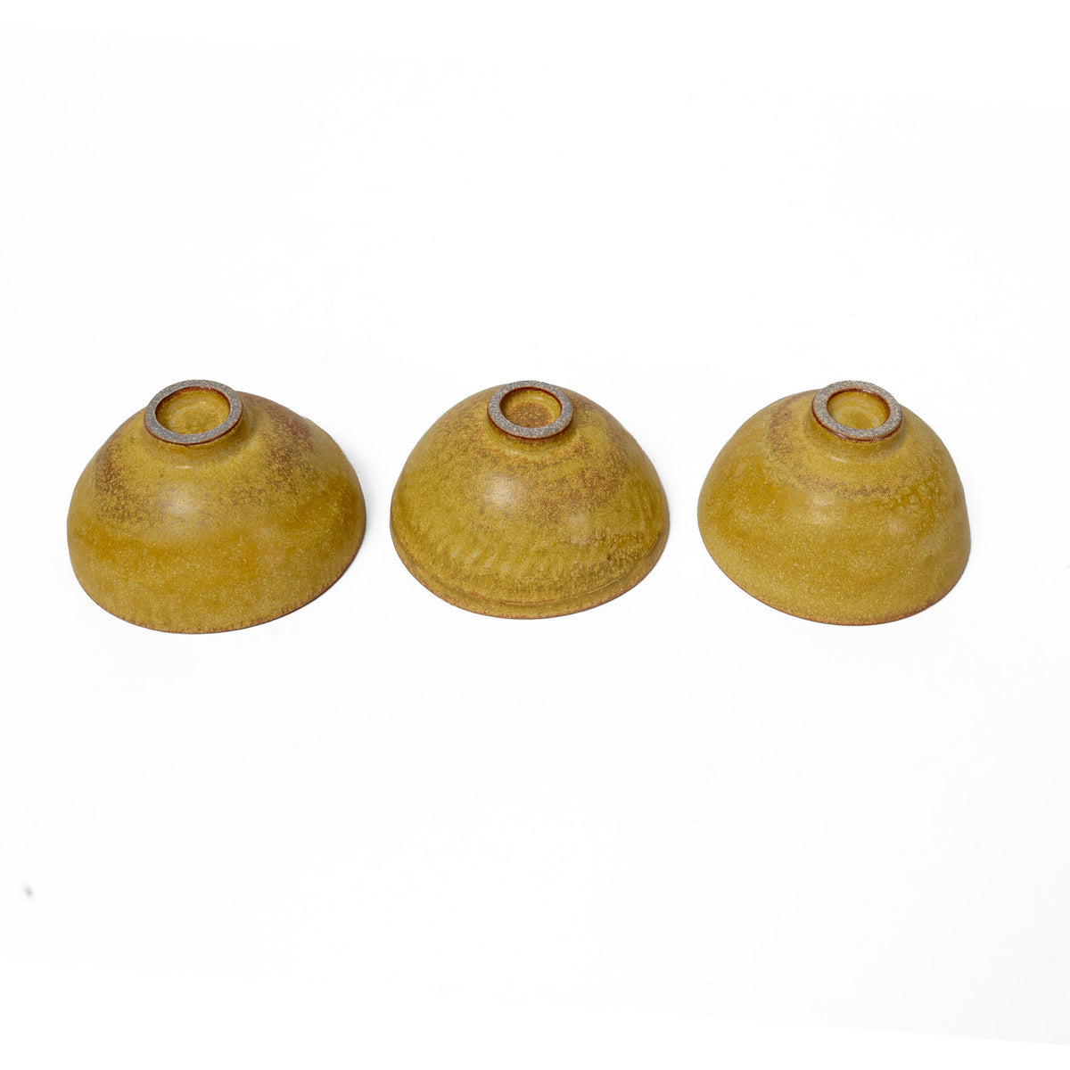 Set of three small tea bowls in Golden Petal Finish