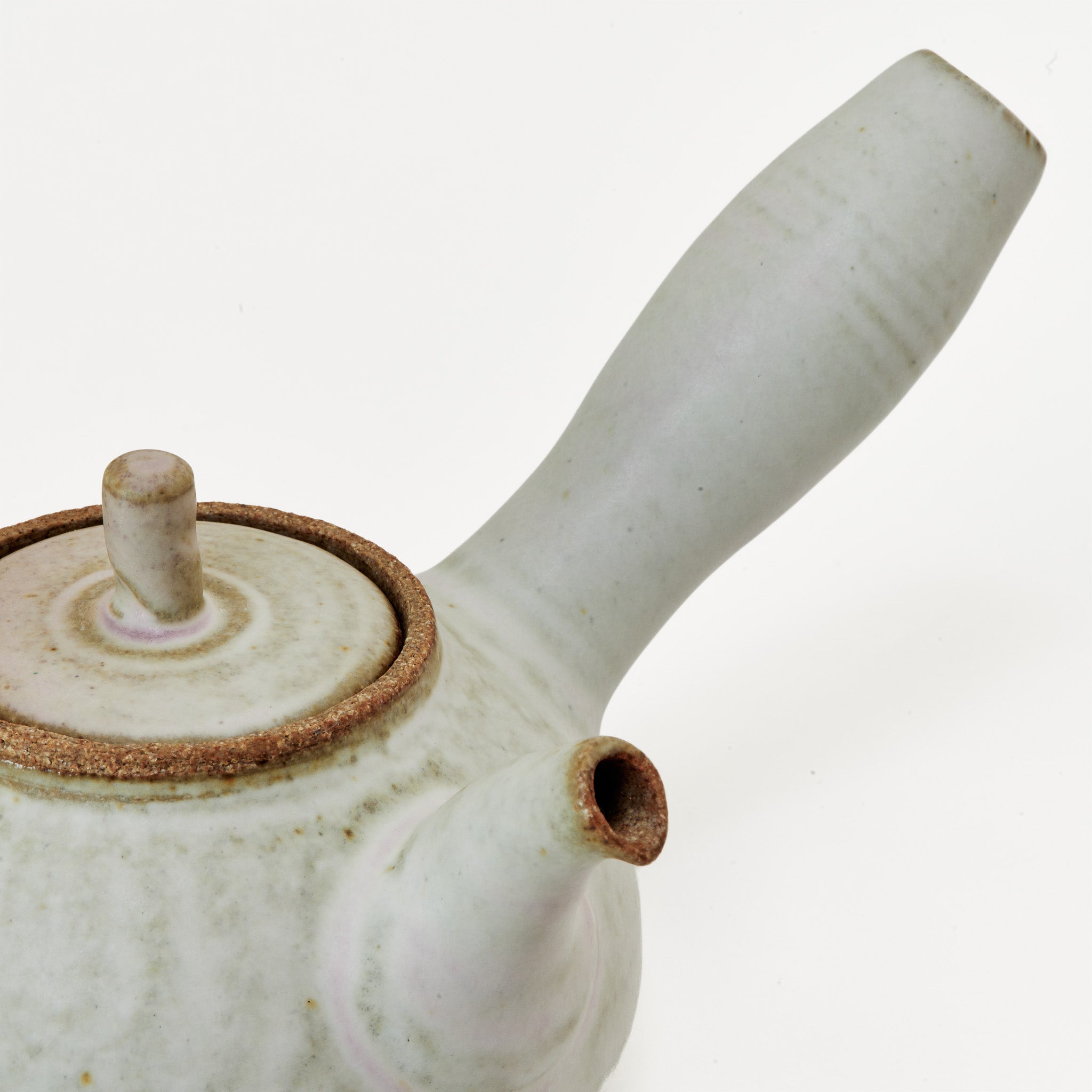 Fluted matte white  ceramic side-handle teapot (300ml)