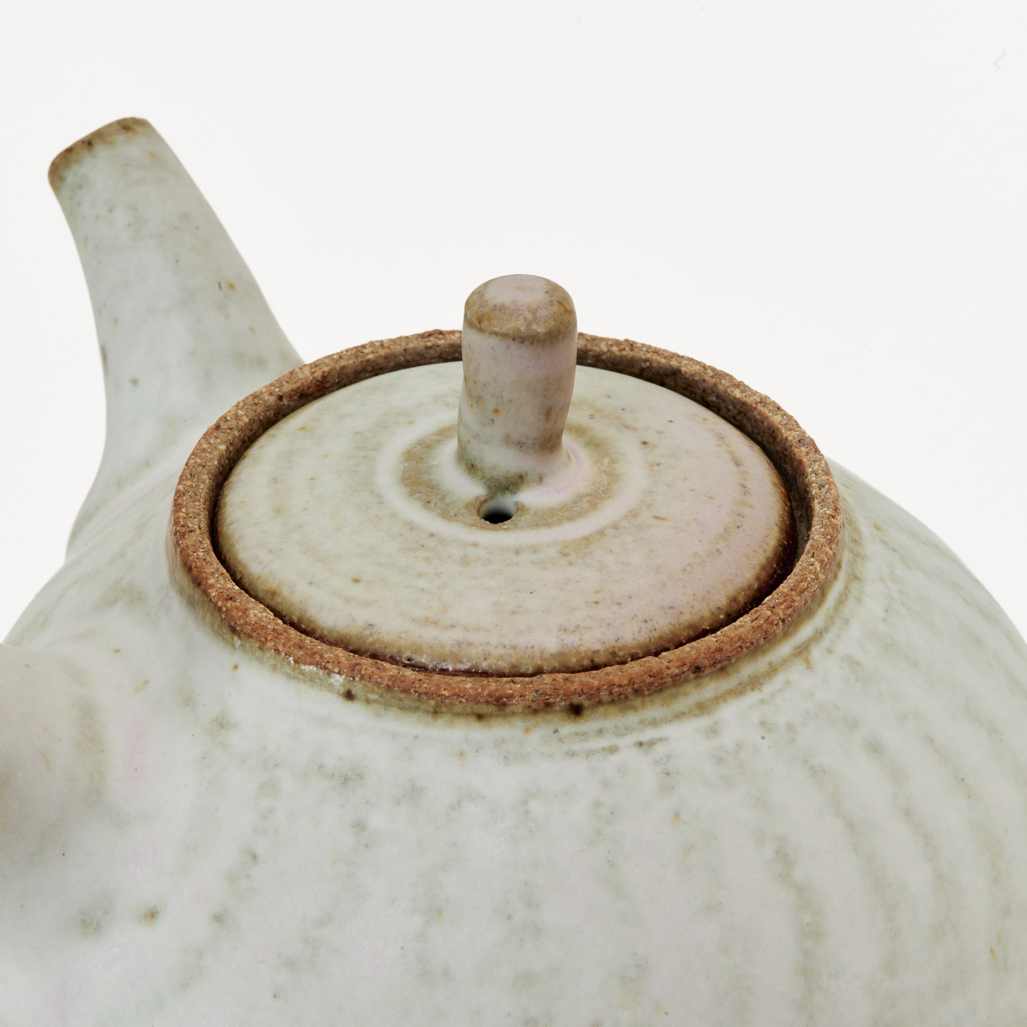 Fluted matte white  ceramic side-handle teapot (300ml)