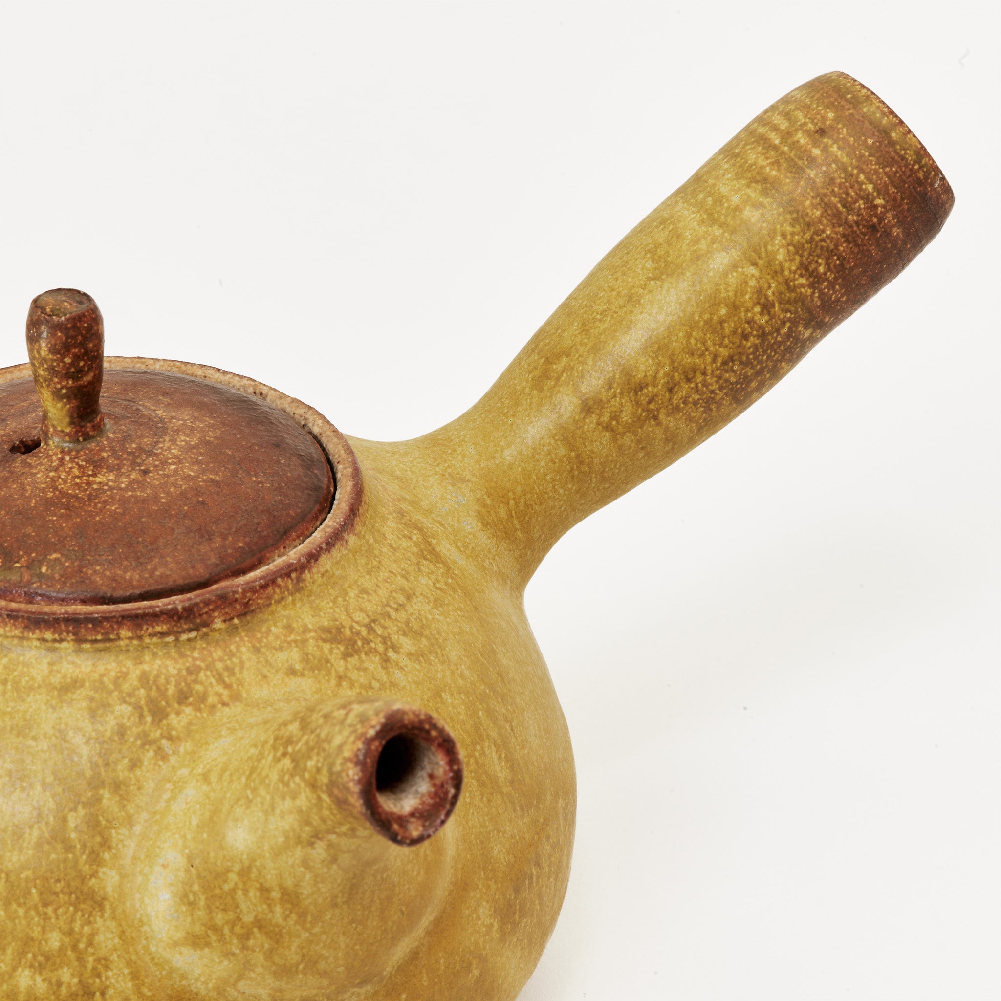 Golden Petal Ceramic side-handle teapot (600ml)