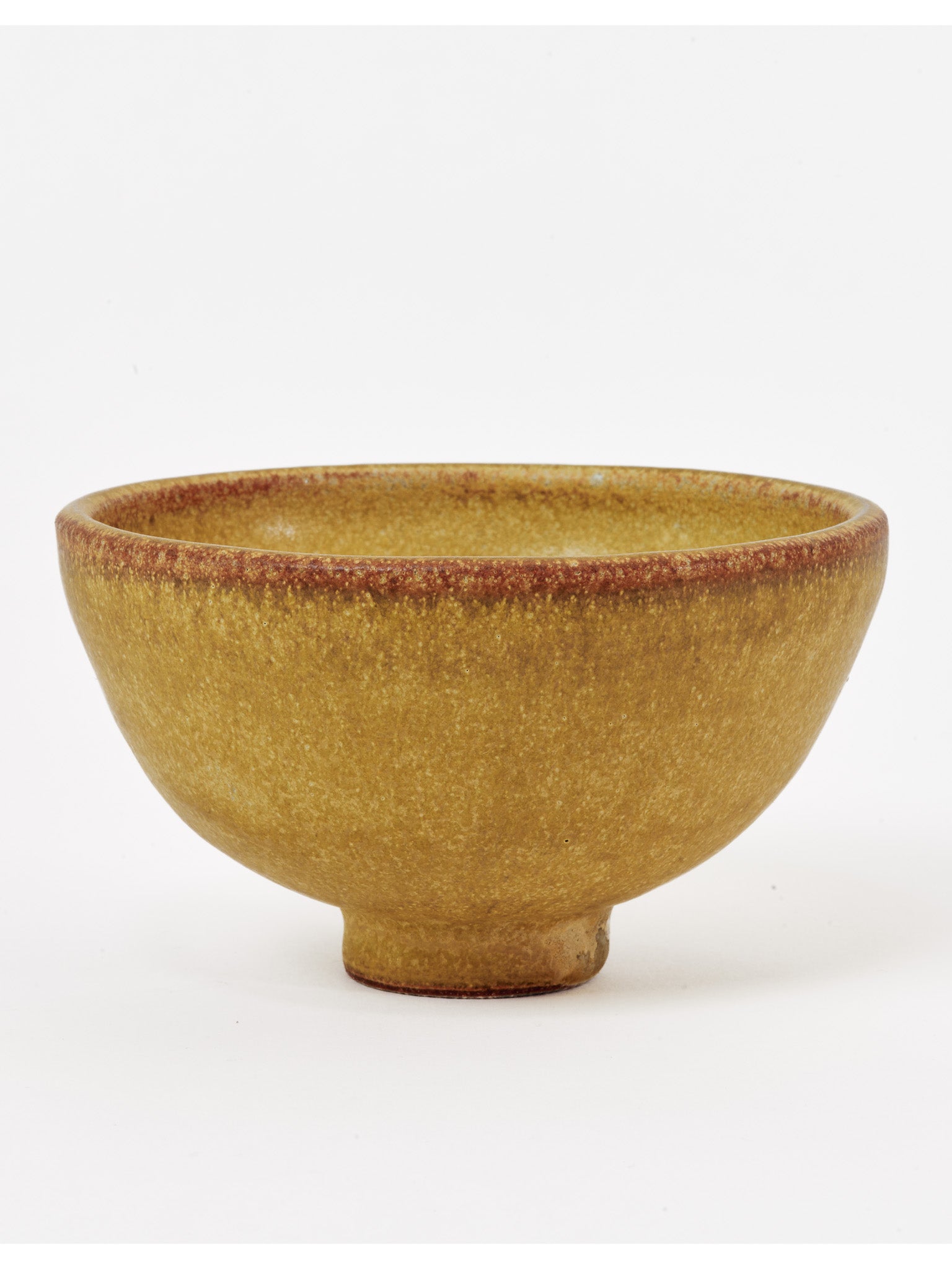 Tea bowls in Golden Petal Finish